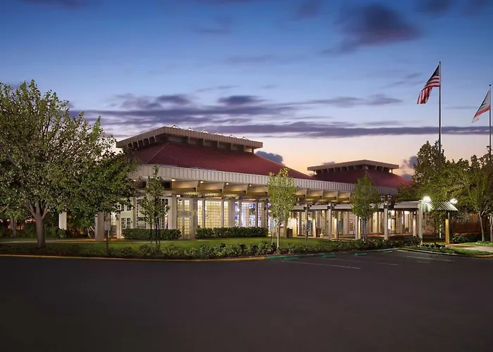 Hilton Oakland AirportAirport Hotel